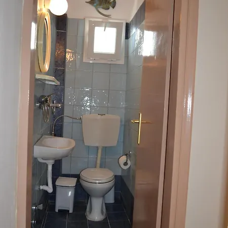 Chrisoula's Apartment *